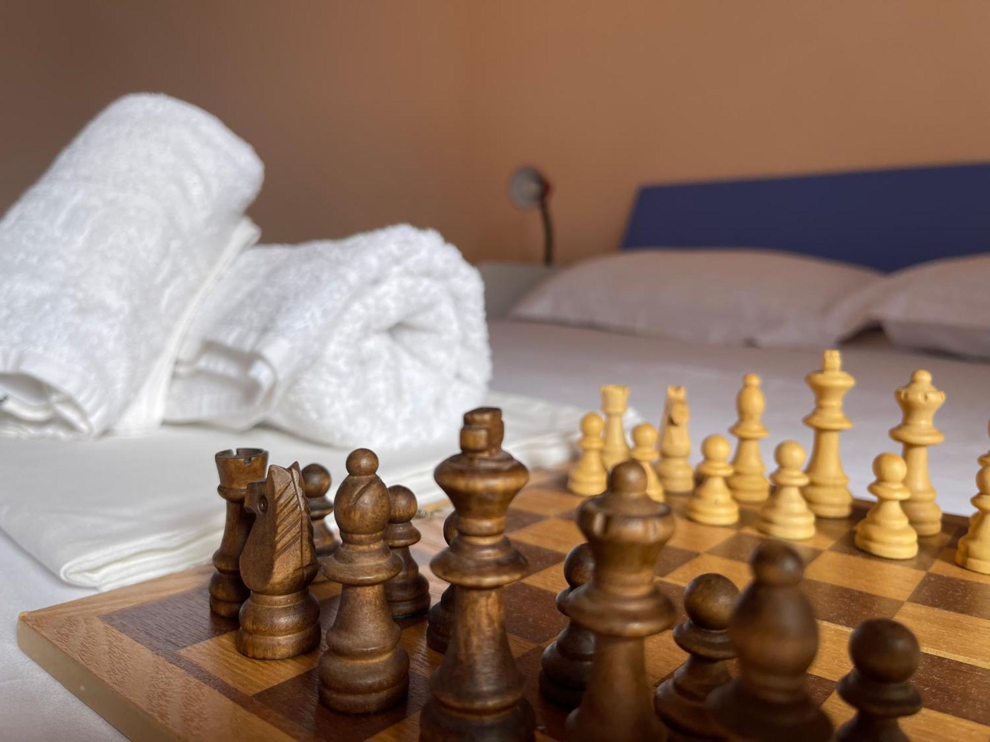 Kristi Apartment 2 Min To Sea Netflix & Espresso Station ساراندا المظهر الخارجي الصورة
