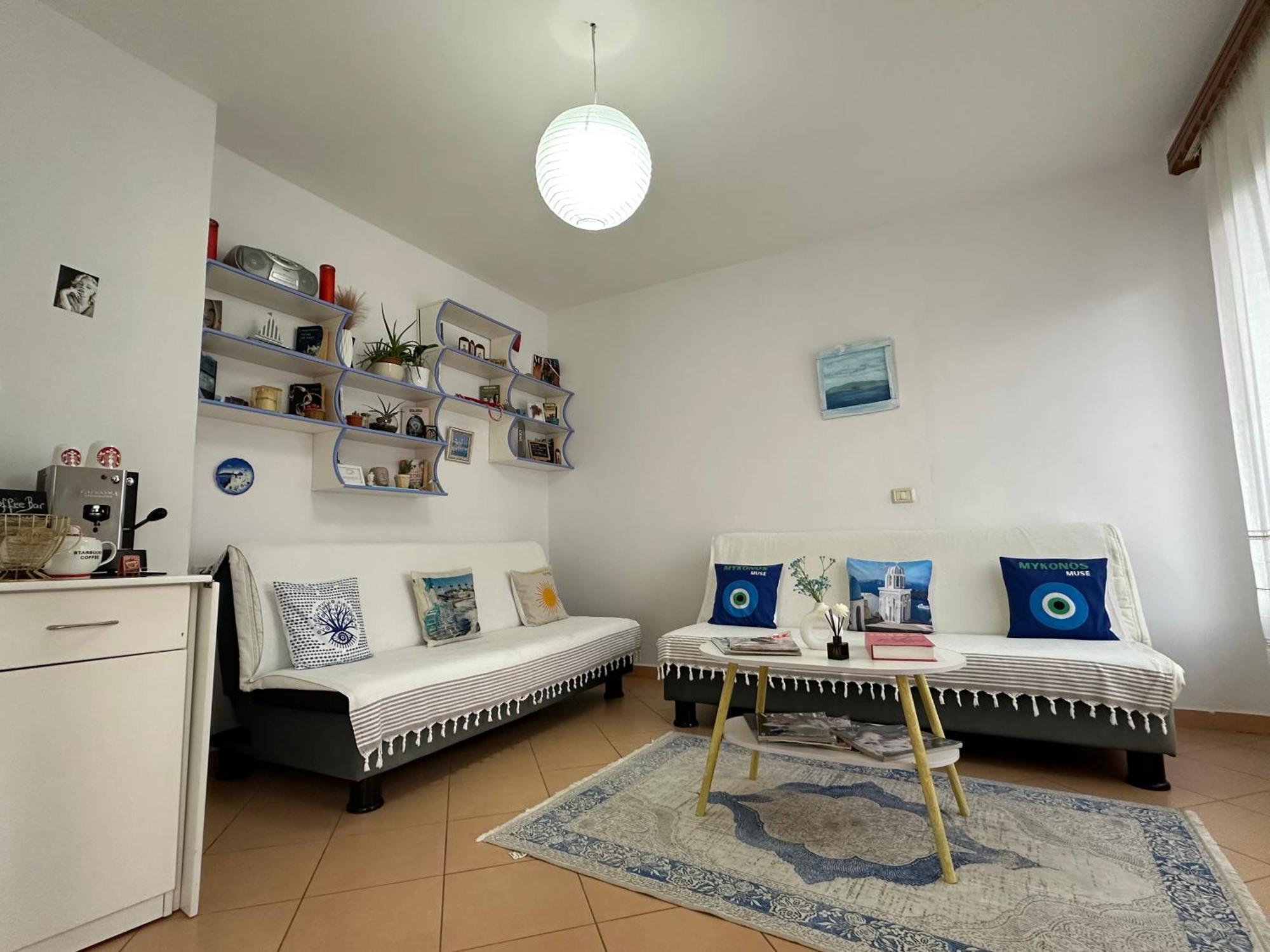 Kristi Apartment 2 Min To Sea Netflix & Espresso Station ساراندا المظهر الخارجي الصورة